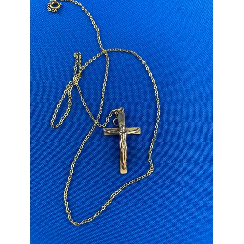 23 - 9ct Gold Cross Pendant 1.92g