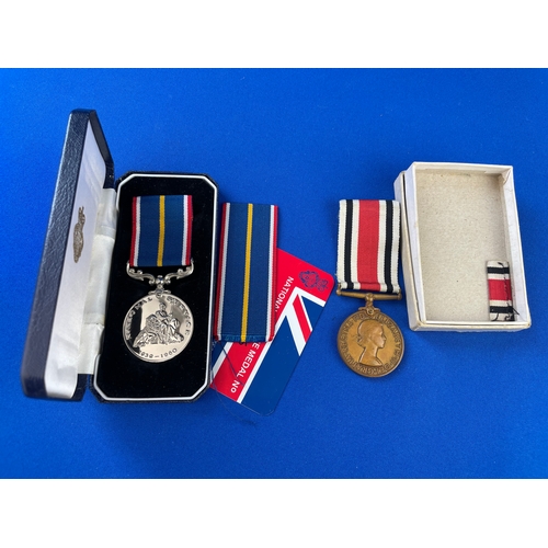 64 - National Service Medal 1939 - 1960 & Special Constabulary Service Medal.