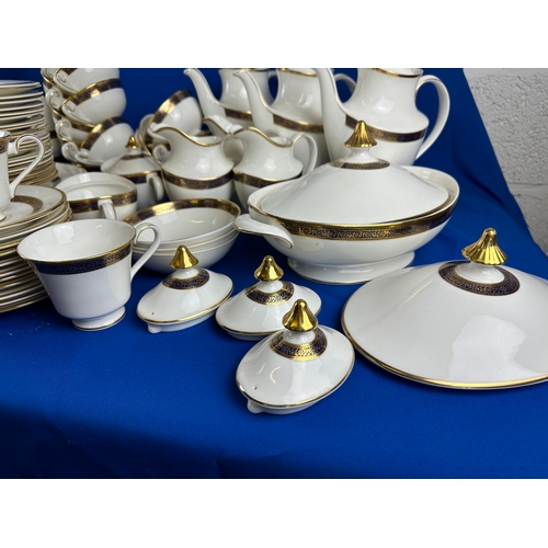 82 - Absolutely Huge Royal Doulton Harlow H5034 Patterned Dinner Service Items and Spare Lids