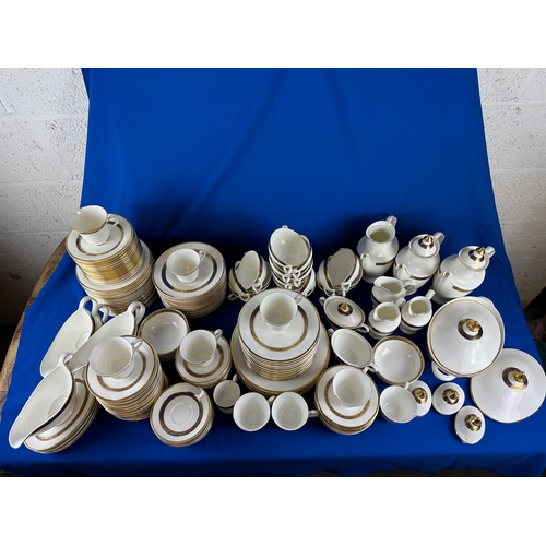 82 - Absolutely Huge Royal Doulton Harlow H5034 Patterned Dinner Service Items and Spare Lids