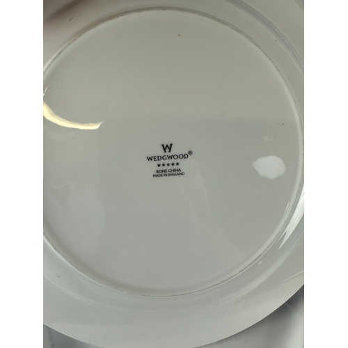 84 - 26 Wedgwood Samurai Plates - 27cm