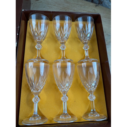 288 - Set Of 6 Salisbury Cathedral Crystal Glasses By Dema