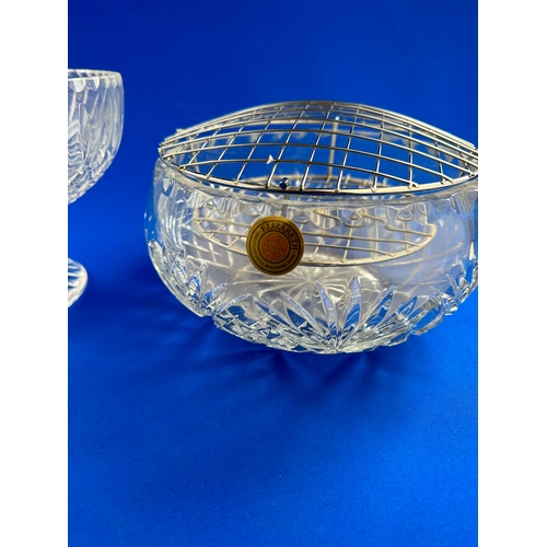 286 - Stuart Crystal Centrepiece & Elizabeth Crystal Posey Bowl