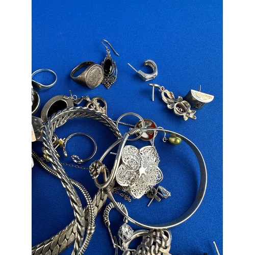 8 - Quantity Of Jewellery Items Many Silver