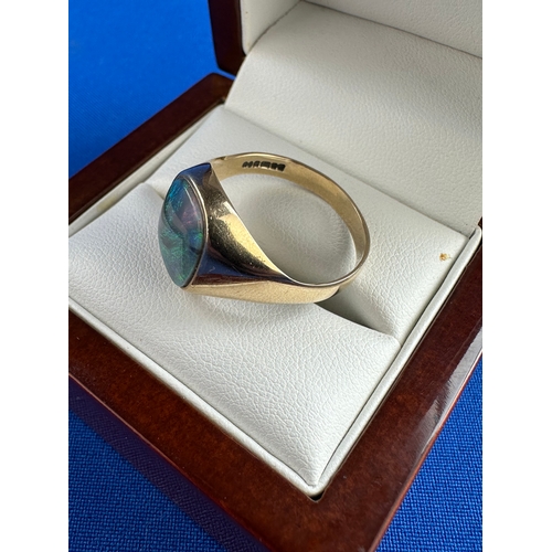 104 - 9ct Gold Gentleman's Opal Ring Size X 3.89g Gross Weight.