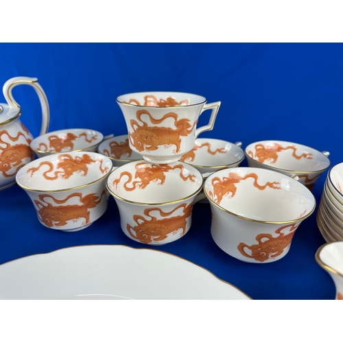 244 - Wedgwood Williamsburg Chinese Red Tigers R4625 Tea Service comprising of 8 Sandwich Plates, 8 Cups, ... 