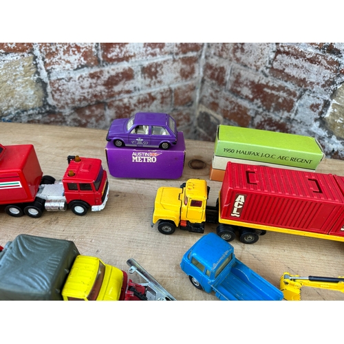 81 - Collection Of Vintage Die Cast Vehicles Inc. James Bond, Magic Roundabout, Thunderbirds,  Corgi, Mat... 