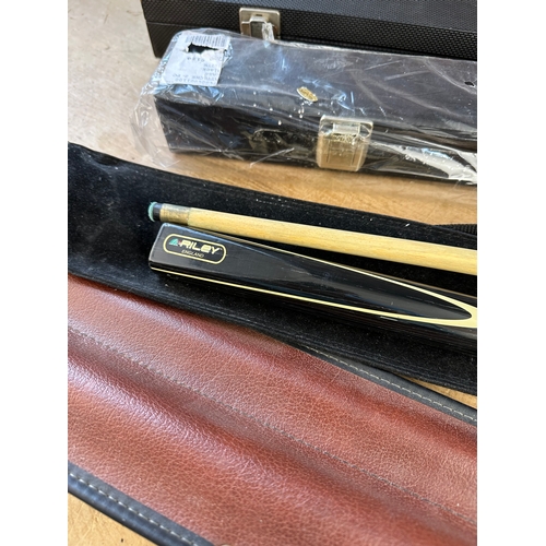 462 - Riley Snooker Cue & Un Named Pool Cue With Two New Cue Cases