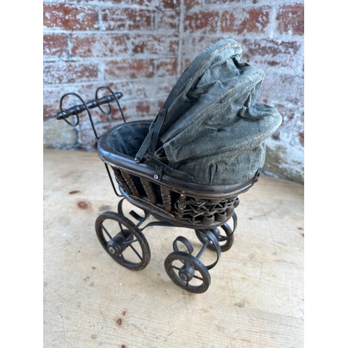 59 - Victorian Dolls Pram