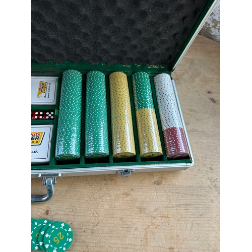 464 - The Nuts Poker League Official Weighted Chip Set