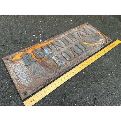 323 - Roundhay Road Vintage Cast Iron Street Sign