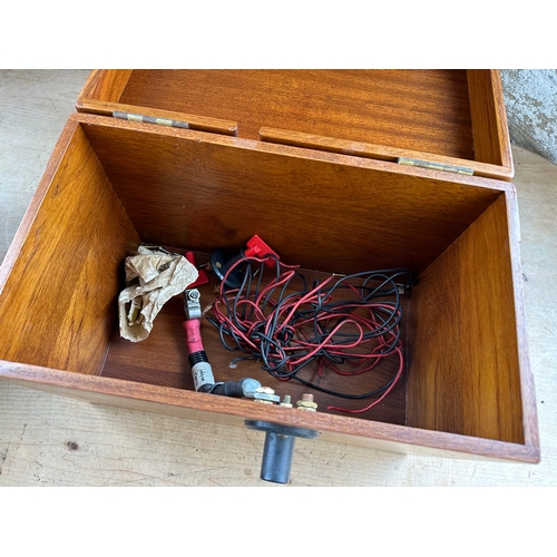 232 - Wooden Car Battery Box With 1929 Rolls Royce 20/25 UW 6718 Plaque