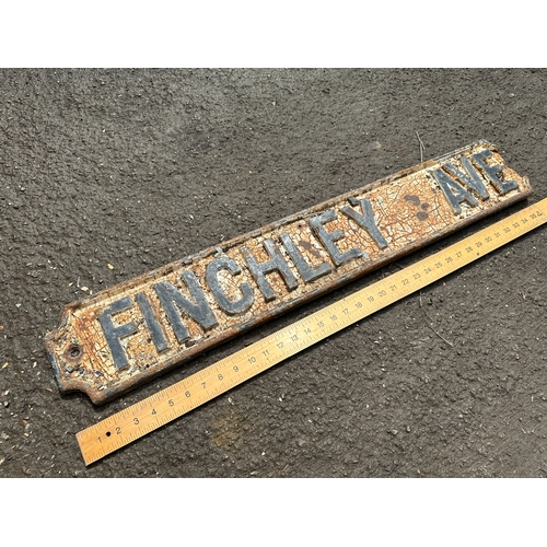 315 - Finchley Ave. Cast Iron Street Sign a/f