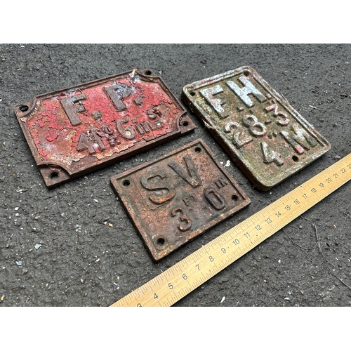 317 - Cast Iron Railwayana Interest Signage