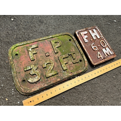 318 - Cast Iron Railwayana Signage