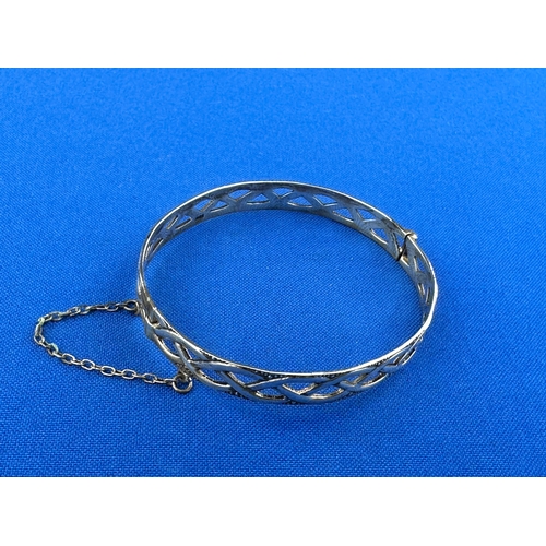 28 - 925 silver Bracelet 12.3g
