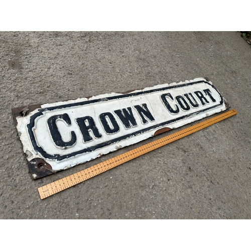 29 - Crown Court Cast Iron Street Sign