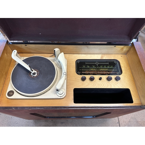 427 - Vintage Raymond Electric Music Centre