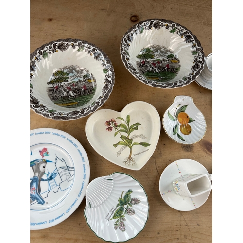 339 - Collectable Ceramic Items inc. Poole, Royal Worcester & Loveramics Matchbox.