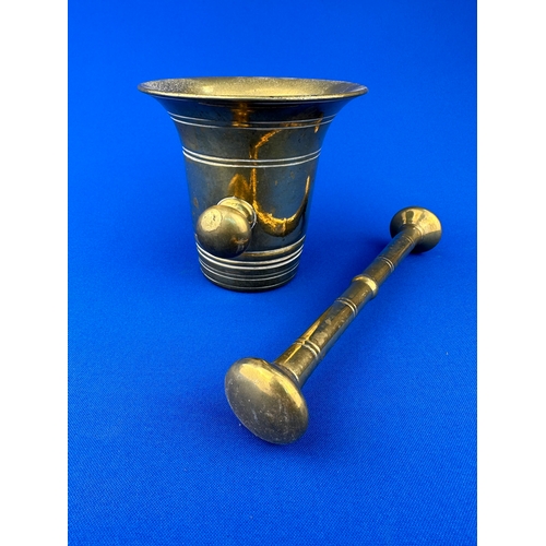 211 - Vintage Brass Apothecary Mortar & Pestle