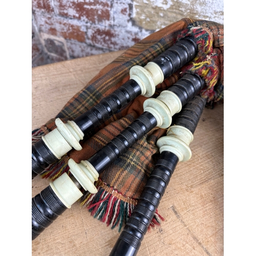 272 - Tartan Bagpipes