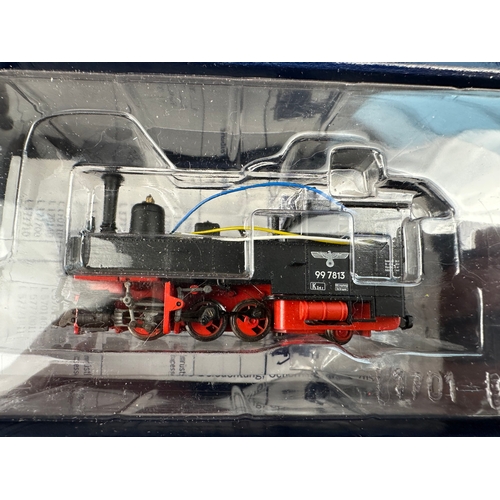 73 - Liliput Model Train - L170113 & Carriage L235012