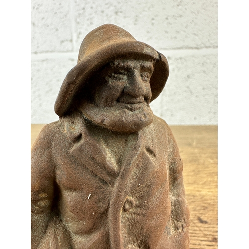 136 - Littco Old Salt Cast Iron Fisherman Bookend