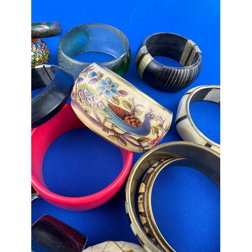 46 - Vintage Bangles inc. Liberty