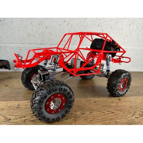 91 - Full Tubular Radio Control Rock Crawler Rolling Chassis Featuring Billet Aluminium Axles, Billet Tra... 