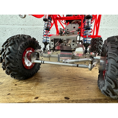 91 - Full Tubular Radio Control Rock Crawler Rolling Chassis Featuring Billet Aluminium Axles, Billet Tra... 