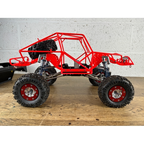 91 - Full Tubular Radio Control Rock Crawler Rolling Chassis Featuring Billet Aluminium Axles, Billet Tra... 