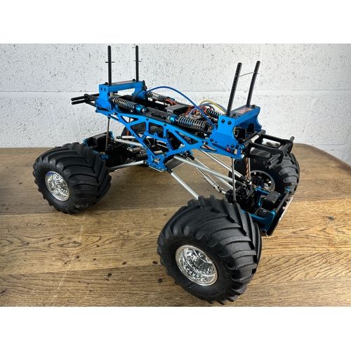 96 - Tamiya TXT-1 Tamiya Extreme Truck - Four Wheel Drive and Four Wheel Steer inc. JR Sport RS600 Receiv... 