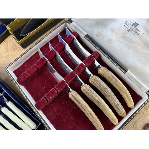 197 - Quantity of Vintage Boxed Flatware