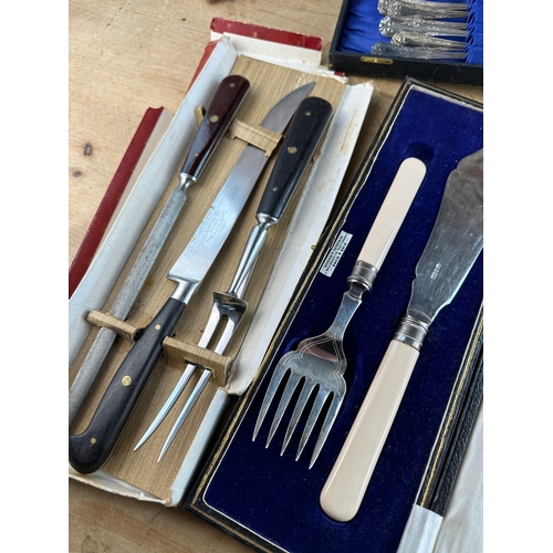 199 - Quantity of Vintage Boxed Flatware