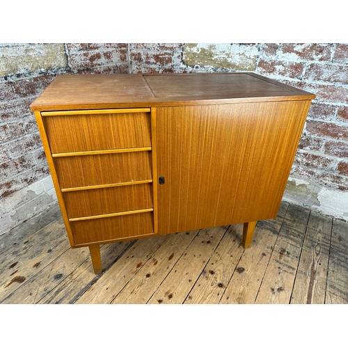 400 - Mid Century Type Cabinet with Toyota Sewing Machine and Spares and Accessories