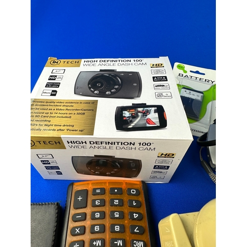 313 - Electricals including Dash Cam, Digital Cameras & Calculators