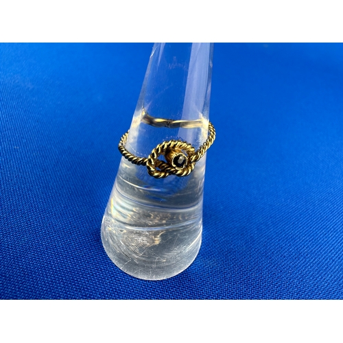 13 - 9ct Gold Rope Knot Ring with Small Sapphire 1.4g Size N