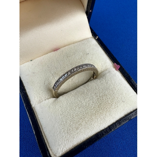 18 - 18ct White Gold Half Eternity Ring set with Diamonds 2.04g Size Q