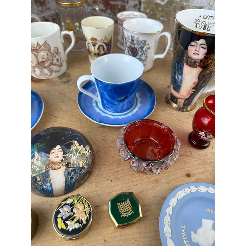 145 - Collectables including Royal Worcester, Royal Commemorative Items, Jasperware & Trinket Boxes