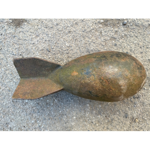 263 - Possibly WWII Era Artillery Cast Iron Practice Bomb For Trajectory Finding etc. - 40cm long - 25.8kg... 