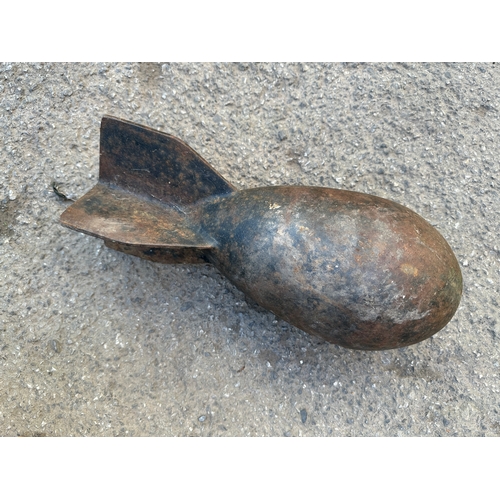 264 - Possibly WWII Era Artillery Cast Iron Practice Bomb For Trajectory Finding etc. - 40cm long - 25.8kg... 