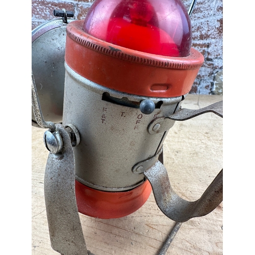 392 - Vintage Ever Ready Safety Lantern