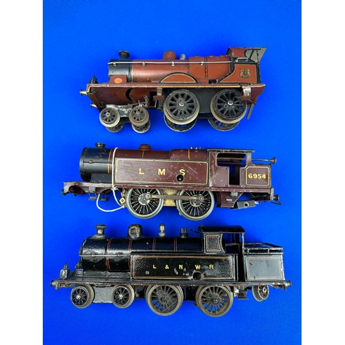 67 - Three Tinplate Clockwork Model Train Engines, German, Hornby etc.