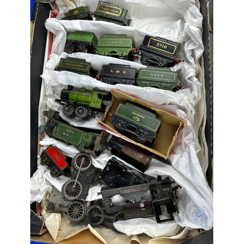 71 - Box of Model Trains, Engines & Tenders mostly Hornby