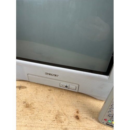 232 - Sony Trinitron CRT 