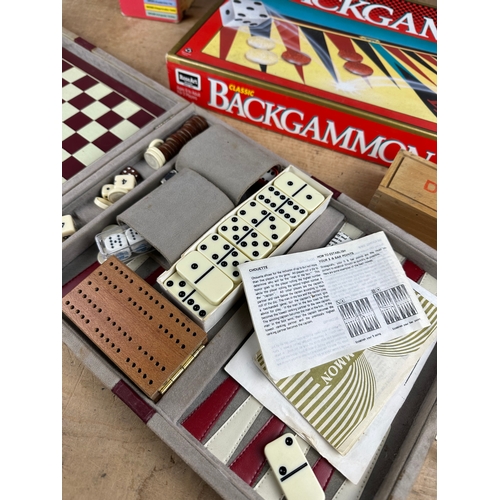 357 - Backgammon, Multi Game Compendium & Jenga