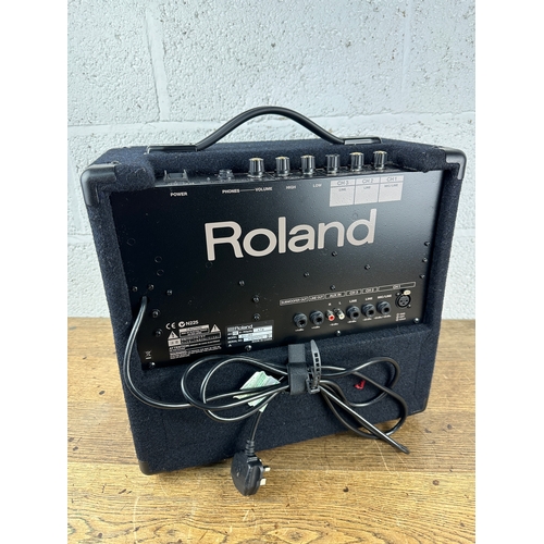 281 - Roland KC-60 Three Channel Mixing Keyboard Amplifier