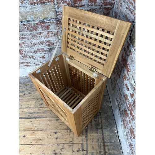 411 - Wooden Laundry Basket