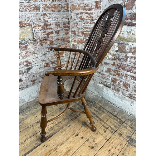 423 - High Back Windsor Chair with Crinoline Stretcher