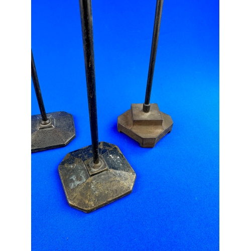 101 - Milners Telescopic Hat Display Stands